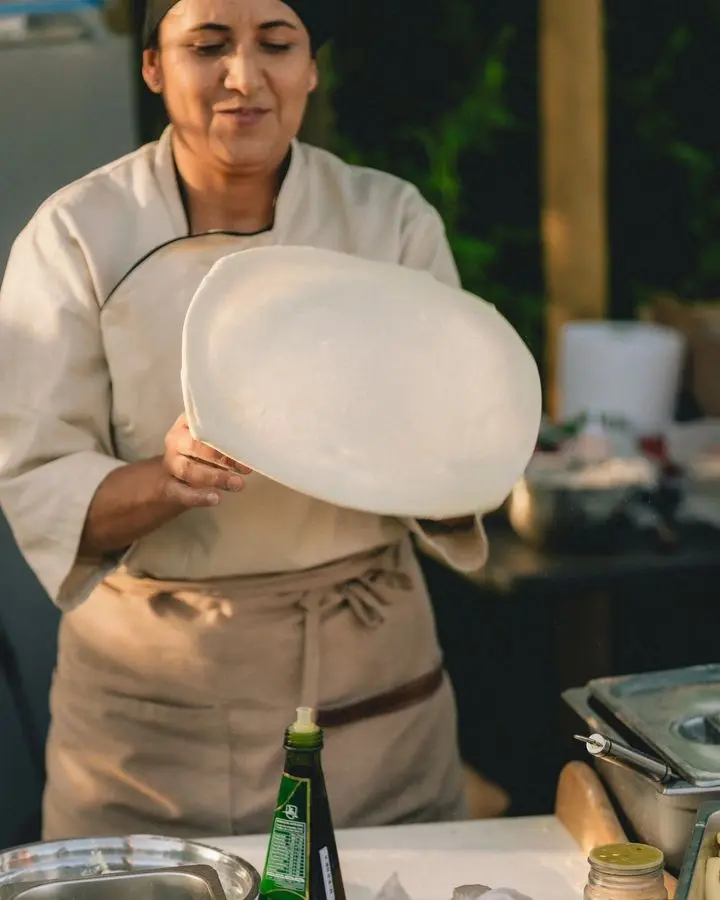 Trabajando la masa de la pizza